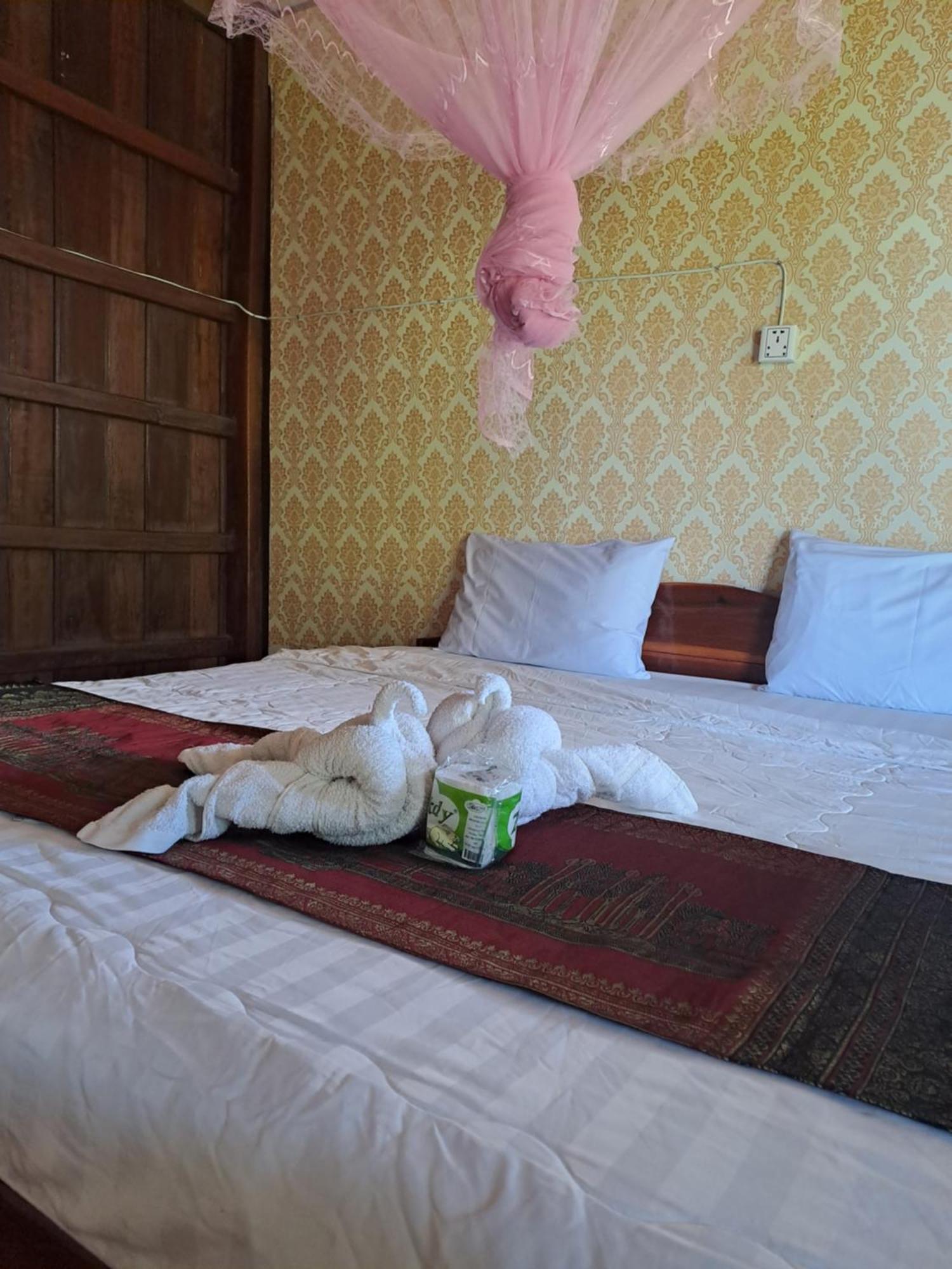 Riverside Bungalow Ban Dondét 외부 사진